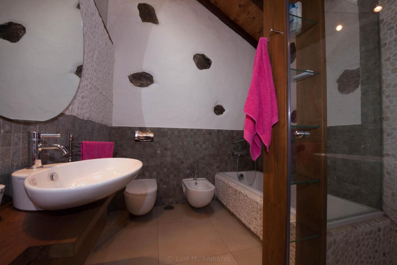 Historic Canarian House, Private Heated Infinity Pool, Bbq, Wifi + Panoramic Ocean Views Арона Экстерьер фото